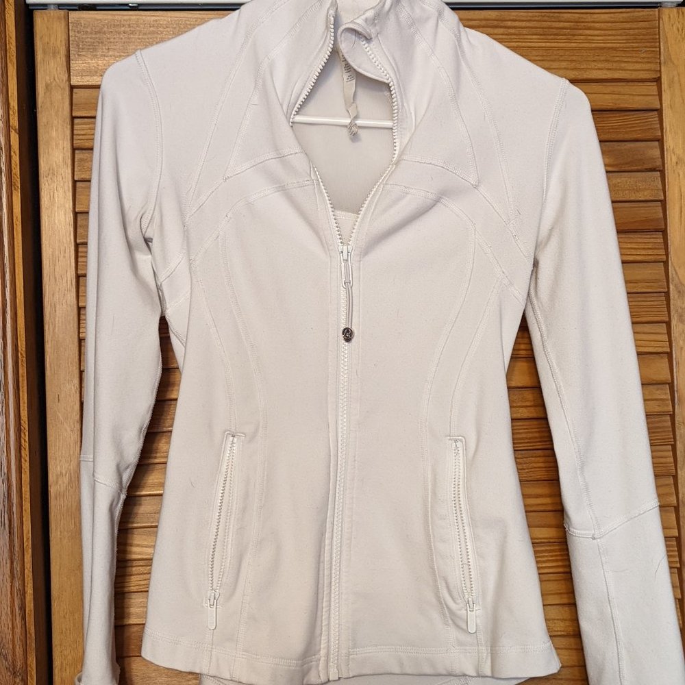 Lululemon Define Jacket; white